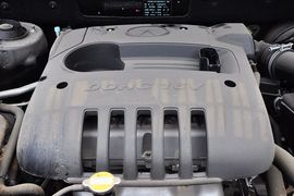 2011款江淮瑞鹰2.0L两驱豪华版