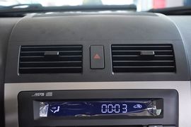 2011款海马福美来1.6L手动宜居型到店实拍