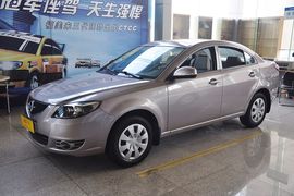 2011款海马福美来1.6L手动宜居型到店实拍