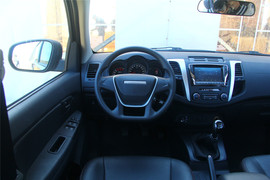 2017款猎豹CT7两驱卓越型大双版