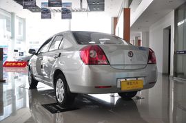 2010款英伦金刚1.5L手动无敌型实拍