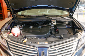 2017款林肯MKC 2.0T 四驱尊雅版