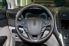 2017款林肯MKC 2.0T 四驱尊雅版