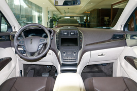 2017款林肯MKC 2.0T 四驱尊雅版