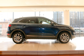 2017款林肯MKC 2.0T 四驱尊雅版