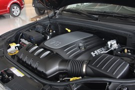 2011款Jeep吉普大切诺基 5.7L 旗舰导航版