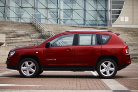 2011款Jeep吉普 指南者2.4豪华版 试驾实拍