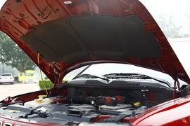 2011款Jeep吉普 指南者2.4豪华版 试驾实拍