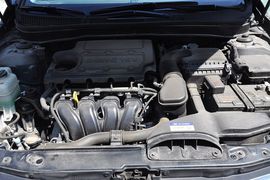 2011款现代索纳塔八 2.0L TOP自动顶级版