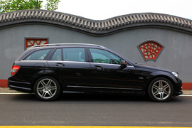 2010款奔驰C300旅行车深度测试实拍