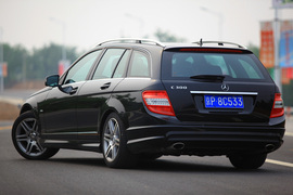 2010款奔驰C300旅行车深度测试实