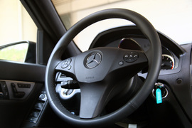 2010款奔驰C300旅行车深度测试实拍