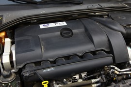2011款沃尔沃S60 3.0T AWD 智尊版试驾实拍 