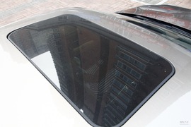 2011款上海大众全新帕萨特1.8T御尊版试驾实拍