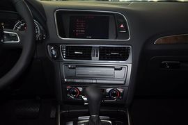 2010款奥迪Q5 3.2FSI运动款