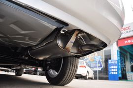 2011款丰田花冠1.6L AT豪华版到店实拍