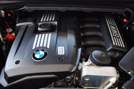 2010款宝马X1 xDrive28i