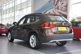 2010款宝马X1 xDrive28i
