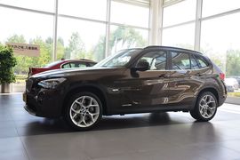 2010款宝马X1 xDrive28i