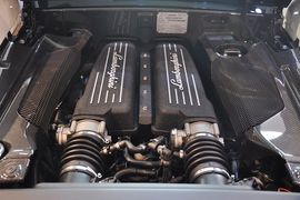 2011款兰博基尼盖拉多LP570-4 Superleggera