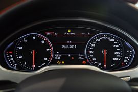 2011款奥迪A8L W12 6.3L FSI