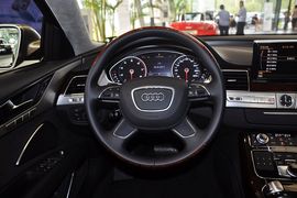 2011款奥迪A8L W12 6.3L FSI