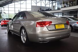 2011款奥迪A8L W12 6.3L FSI
