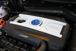 2012款一汽大众全新迈腾2.0TSI深度测试