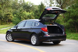 2010款宝马5系GT 535i 领先型试驾实拍