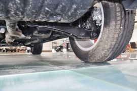 2011款Jeep吉普自由客 2.4L经典升级版