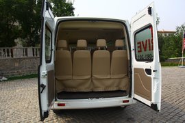 2011款上汽大通V80密云试驾