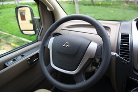 2011款上汽大通V80密云试驾