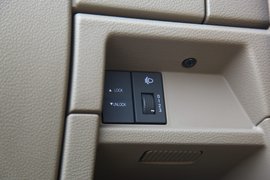 2011款上汽大通V80密云试驾
