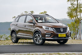 2017款宝骏560 律动版 1.5T手动尊享型