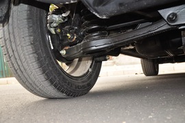 2011款双龙柯兰多 2.0L自动四驱豪华导航版