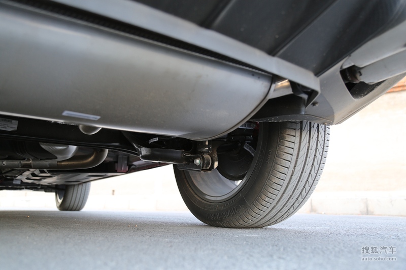 【 吉利缤越图片】_底盘发动机