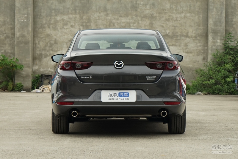 【 马自达mazda3axela昂克赛拉 三厢图片】_铂钢灰