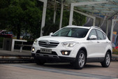 ���þ������Ͻ��� ���鱼���׿�SUV��X80
