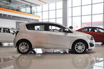 2011��ѩ������Ψŷ����1.6SX�ֶ���