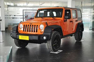Jeep牧马人四门版