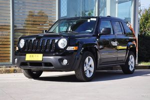Jeep自由客