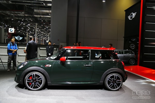 MINI JCW Ϻչʵ