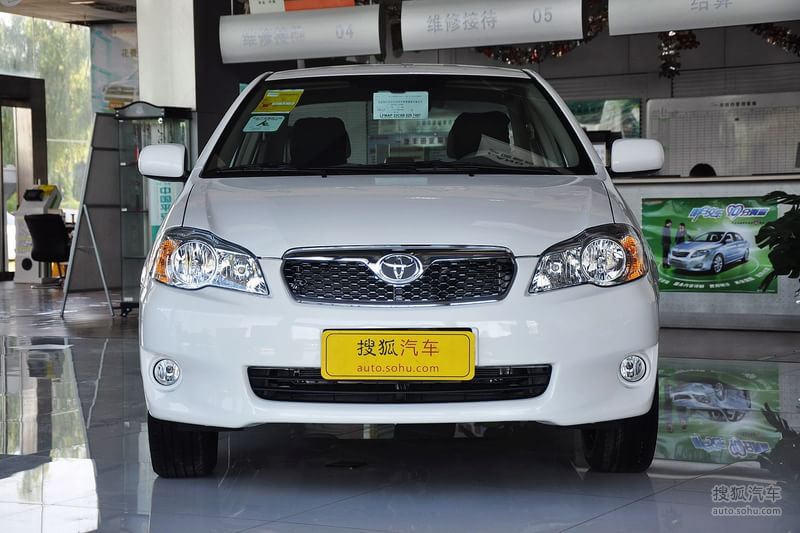 丰田花冠EX2011款1.6L AT 经典版外观白色t9