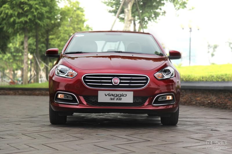 菲亚特菲翔2012款1.4T自动悦享版外观珊瑚红