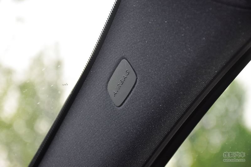 【奔驰A级 2013款A200 都市型内饰深色内饰图