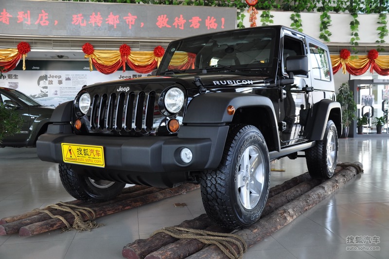 Jeep吉普牧马人两门版2010款3.8L 罗宾汉外观