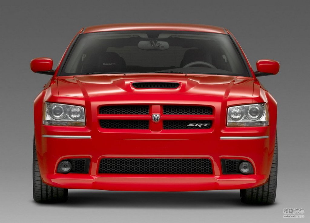 道奇magnum srt8