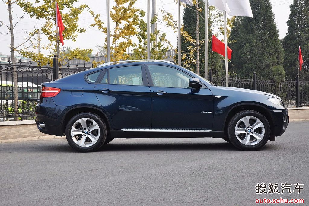 2012款宝马x6 xdrive35i