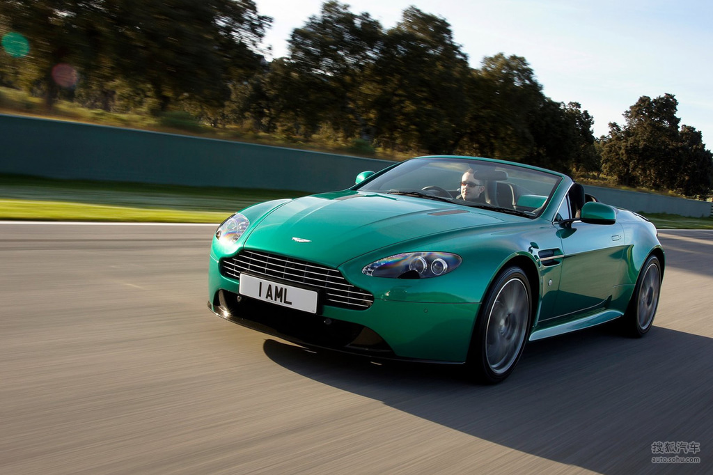 vantage阿斯顿马丁2026 Img744568_f.jpg