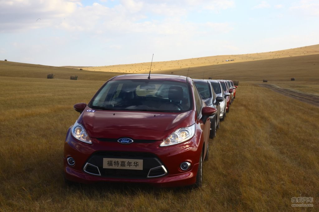 福特嘉年华两厢2011款1.5l